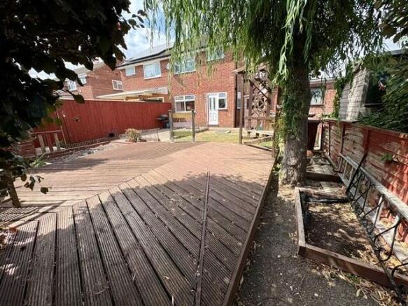 3 bed Semi-Detached for sale Image 12