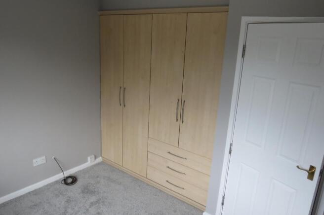 3 bed Semi-Detached to rent Image 11