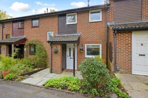 16, Falcon View, Winchester SO22 4EP
