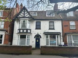 Flat 2, 36, Scarbrough Avenue, Skegness PE25 2TA