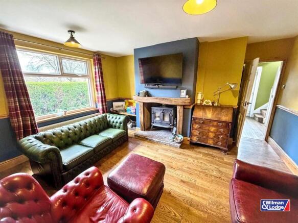 3 bed Semi-Detached for sale Image 6