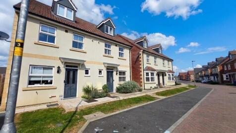 Yarnbrook Gardens, Trowbridge, BA14