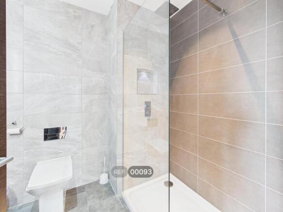 2 bed Apartment to rent Image 12