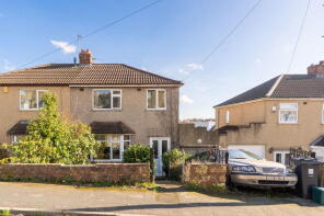 10, Cotswold View, Bristol BS15 1TX