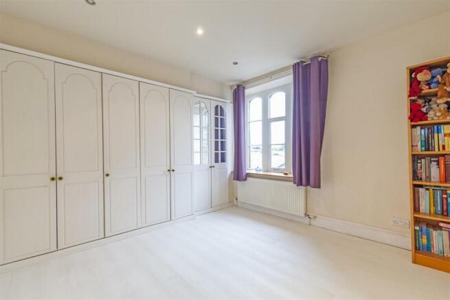 Bedroom 2-1.jpg