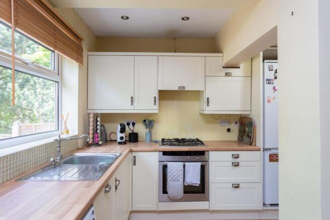 3 bed Semi-Detached for sale Image 5