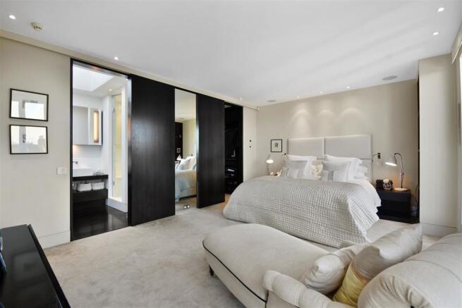 Hammersmith Grove - Bedroom.JPG