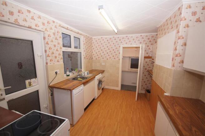 Kitchen.JPG