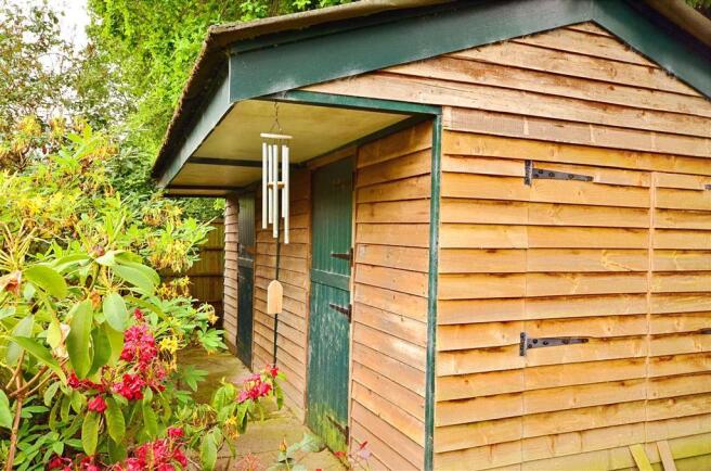 Workshop/Outbuildings