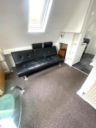 LIVING ROOM.jpg
