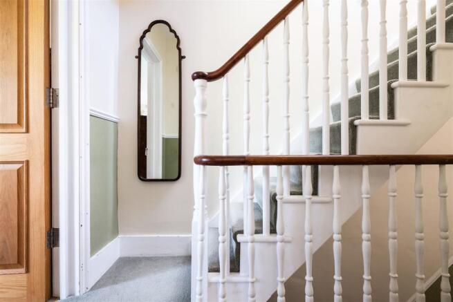 8 Pelham Terrace BN7 2DR-6.jpg