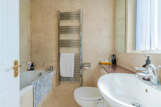 Photo 10