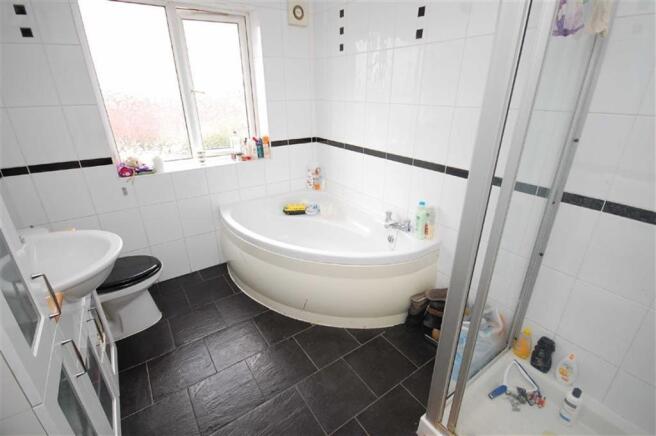 Bathroom/w.c.