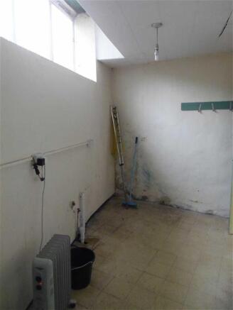 Rear Utility Room