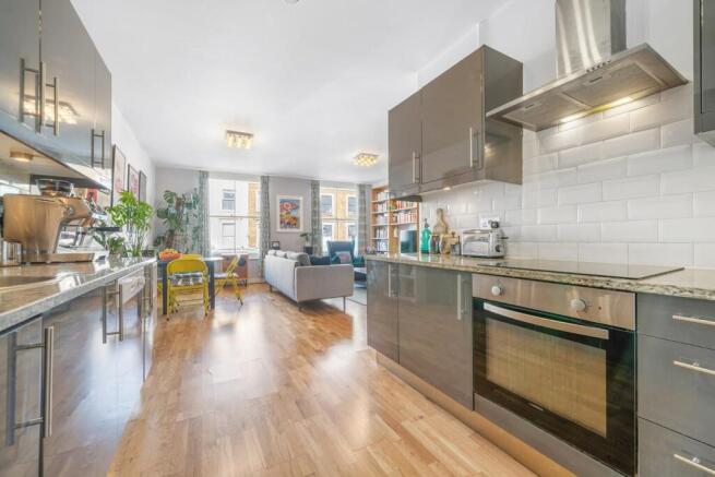 Kitchen (2).jpg