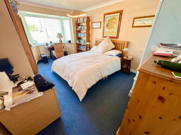 2 bed Semi-Detached Bungalow for sale Image 7