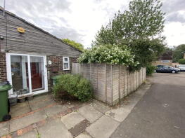 40, Bardney, Orton Goldhay, Peterborough PE2 5QG