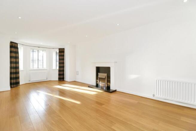 Sitting dining room