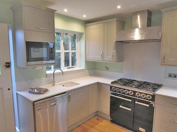 Hindhay Villa Malders Lane kitchen.jpg