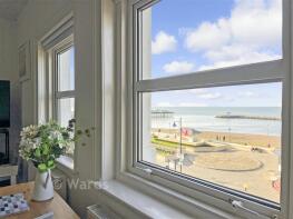 Flat 15, 1 Richmond House, Richmond Street, Herne Bay CT6 5LU