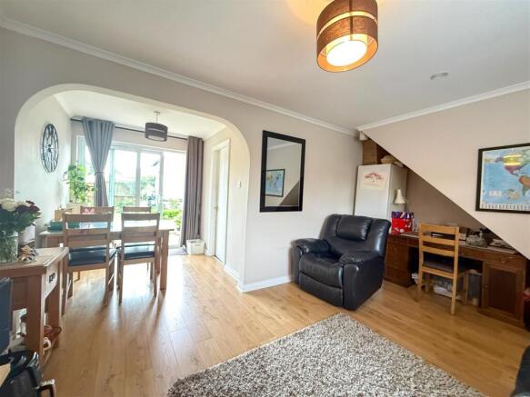 Mount Pleasant, Radcliffe-On-Trent, Nottingham photo 4