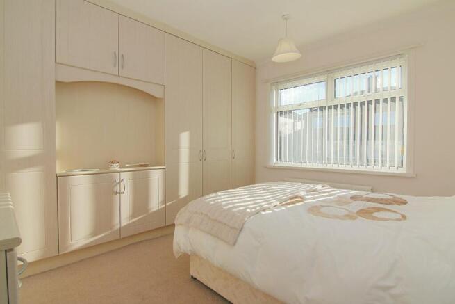 3 bed Semi-Detached for sale Image 9