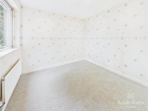 5 bed Detached for sale Image 12