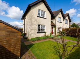 2 Barochan Cottage, Corsliehill Road, Houston, Johnstone PA6 7AY
