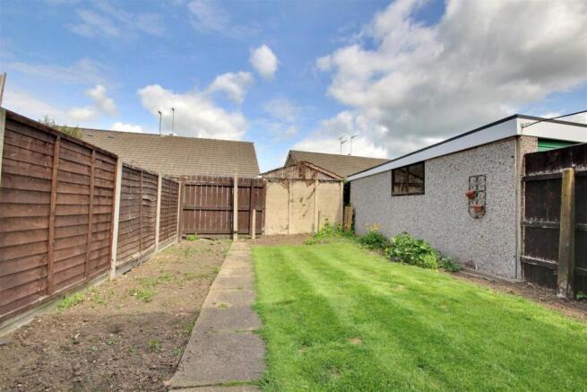 3 bed Semi-Detached for sale Image 12