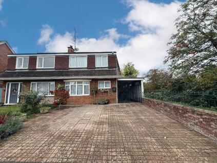 Turnpike Drive, Warden Hills, Luton, Bedfordshire, LU3 3RE