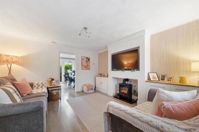 101 HASLEMERE-23.jpg
