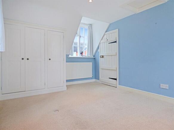 Bedroom-2-2.jpg