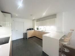2, Safflower Lane, Romford RM3 0LN