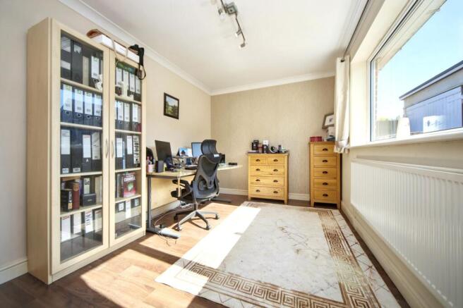 3 bed Detached for sale Image 4