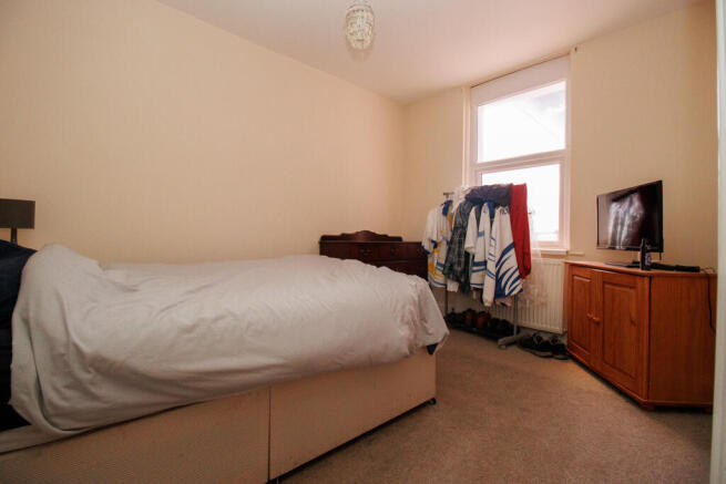 4 bed Terraced for sale Image 5
