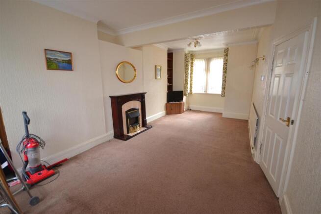 Living/Dining Room