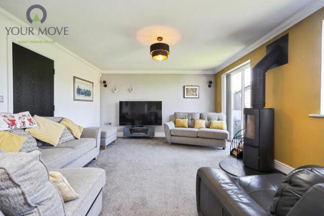 4 bed Semi-Detached for sale Image 8