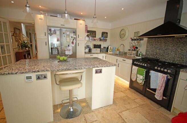 Kitchen breakfast room