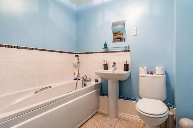 Bathroom / WC