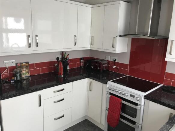 Kitchen: