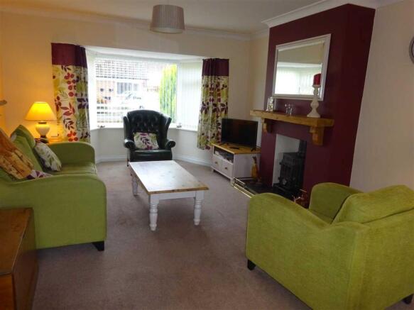 Sitting/Dining Room