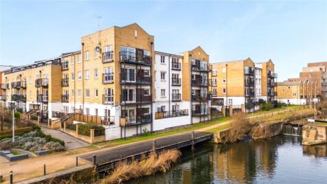 Tramway Court, 3 Candle Street, London, E1