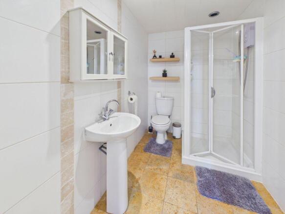 1 bed Flat for sale Image 7