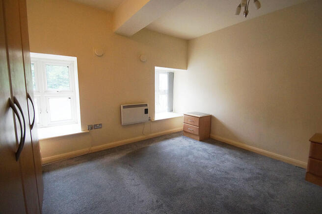 2 bed Duplex to rent Image 7