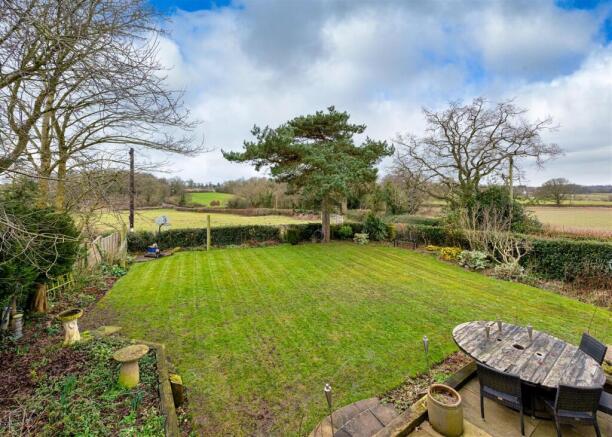 Coldham Cottage-garden4.jpg