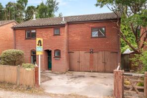 Garsdale, Soldiers Rise, Finchampstead RG40 3NF