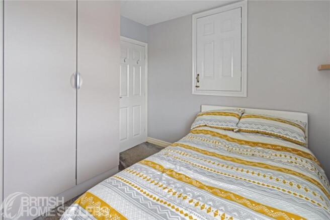 4 bed Detached for sale Image 11