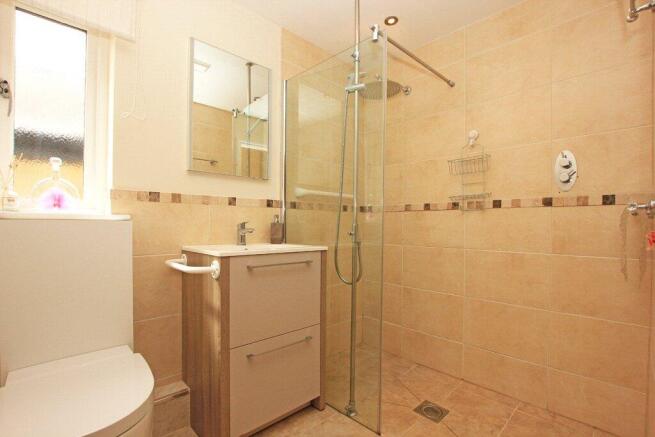 2 bed Terraced Bungalow for sale Image 10