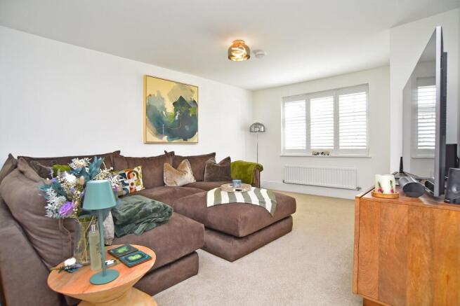 3 bed Semi-Detached for sale Image 12