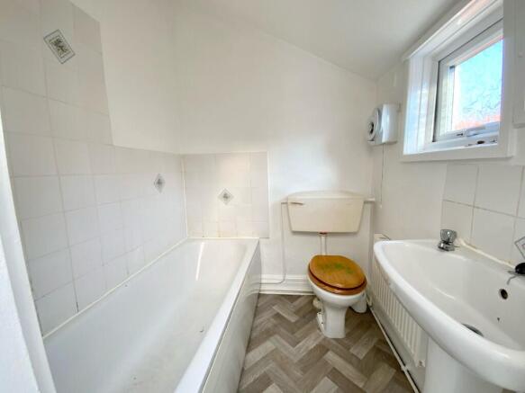 2 bed Terraced for sale Image 6